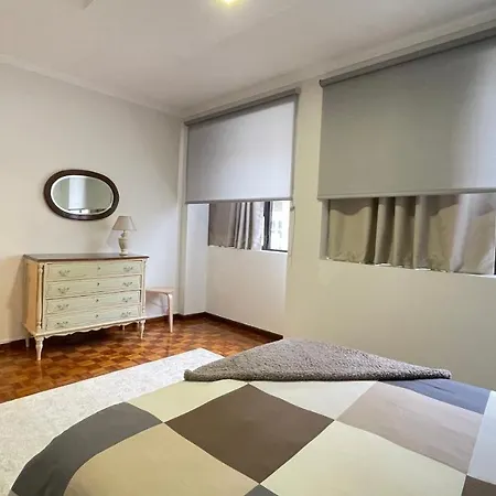 Daire Praca Al São João da Madeira